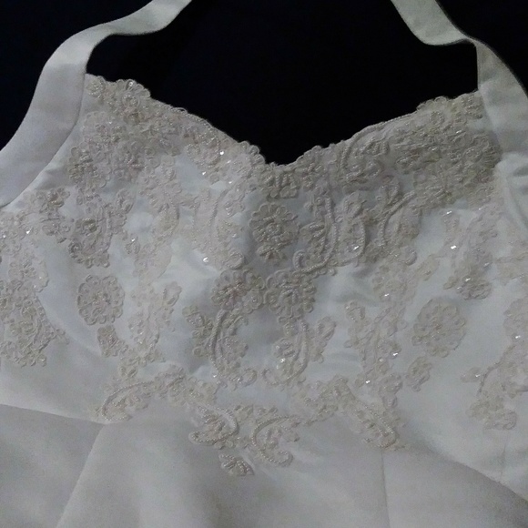 Wedding Dress Size 20 - Picture 3 of 7